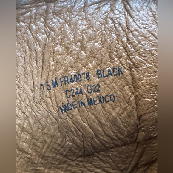 Frye Black Leather zip up  Ankle Boots nwot 7.5 - Picture 10 of 12